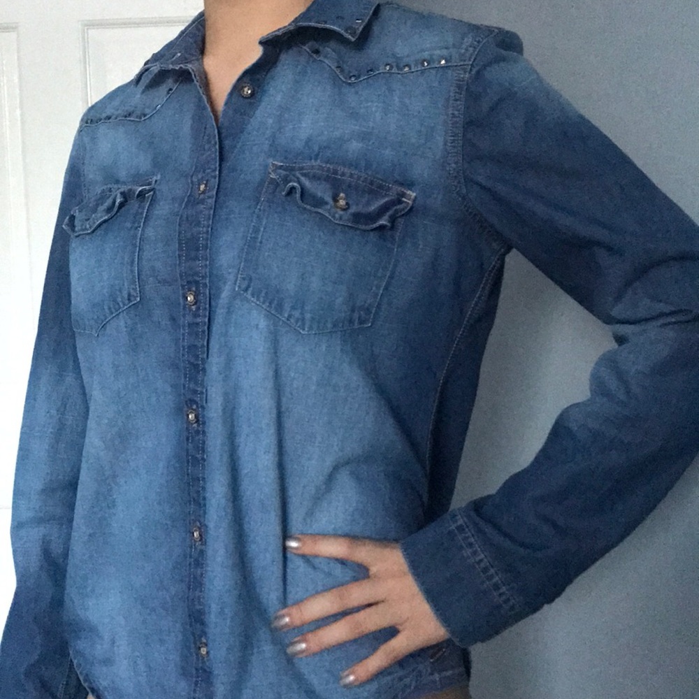 💕Loose Studded Denim Shirt